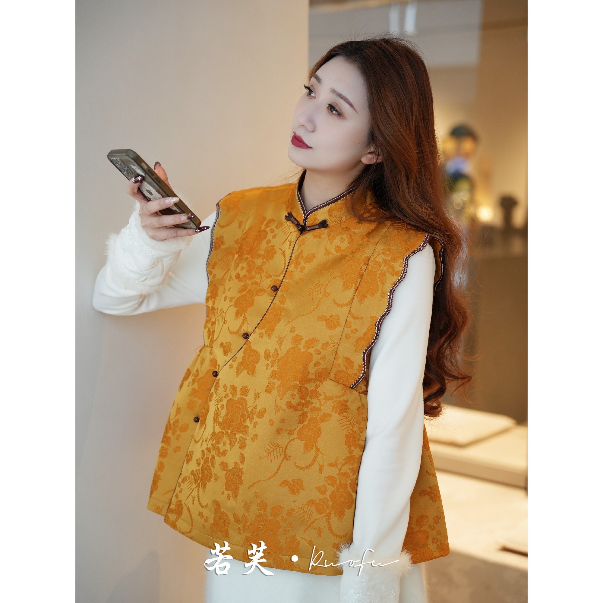 若芙｜【金玉满堂】秋冬国风复古提花无袖花苞百搭羊毛夹棉马甲,女装/女士精品,上衣,淘宝优惠券,粉丝福利购,淘宝优惠卷