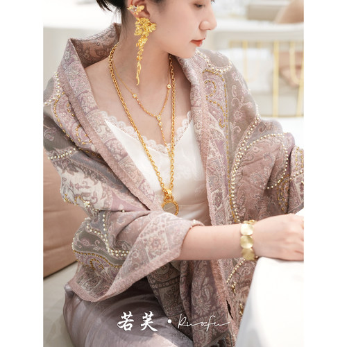 若芙｜【伊丽莎白玫瑰】水煮羊毛围巾刺绣钉珠羊毛披肩波西米亚