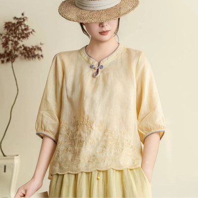 园园美衣 20265夏季新款 气质简约V领套头宽松刺绣设计上衣T恤衫