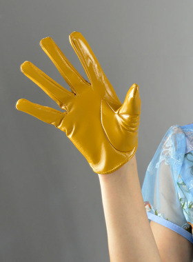 13cm超短漏背紧身PU皮革手套女亮漆皮朋克洁癖姜黄色拍照走秀cos