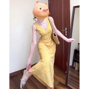小个子海边度假风 法式 黄色碎花吊带连衣裙子女装 2025夏季 新款