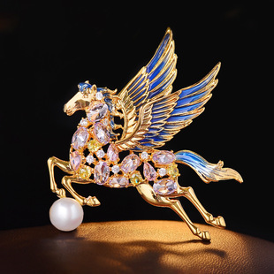 以梦为马高档精致珐彩飞马胸针女胸花时尚气质感别针马年生肖配饰