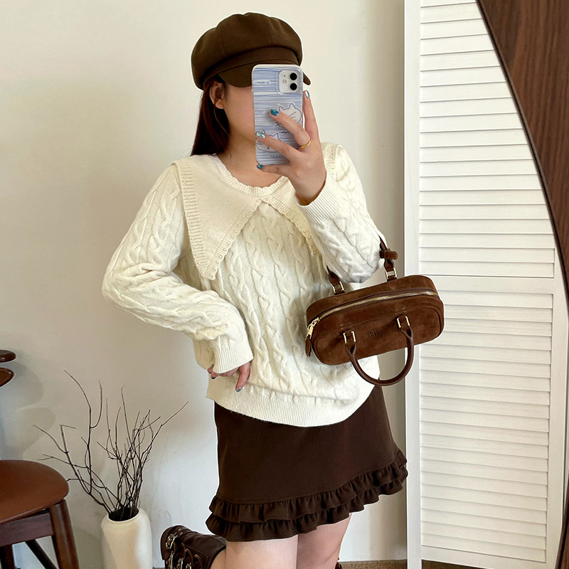 大码女装娃娃领重工钉珠毛衣女