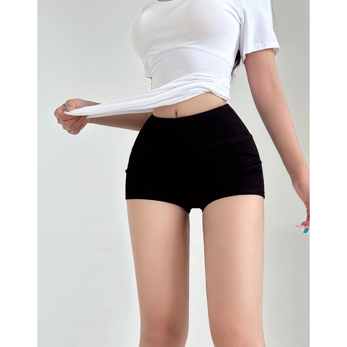 liviahome 辣妹基础款紧身翘臀短裤女夏季纯色休闲弹力包臀热裤