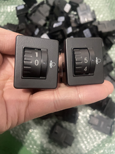 长安欧诺睿行M6080神骐T2030星豹灯光角度调节开关大灯高低度原厂