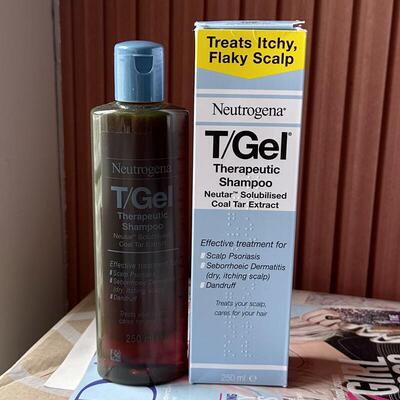 英版NEUTROGENA露得清TGEL0.5%煤焦油洗发水250毫升去屑止痒