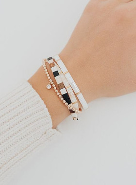 小众设计波西米亚ins风欧美个性日本tila珠手工串珠轻奢小手链女