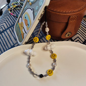 小众日韩同款 平替白云手机链腕带百搭黄色笑脸串珠女生手机壳挂饰