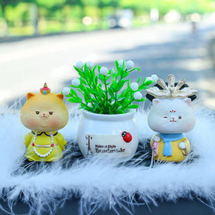 新款可爱喵喵万岁汽车摆件车载装饰品宫廷猫猫车载盆栽汽车小摆件