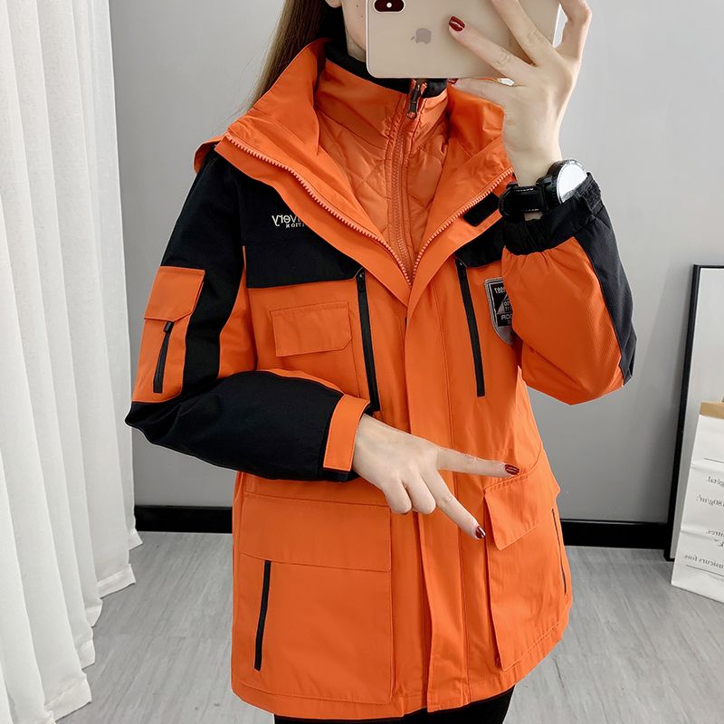 冲锋衣女三合一可拆卸2025新款风衣外套女秋冬加绒加厚中长款冬季
