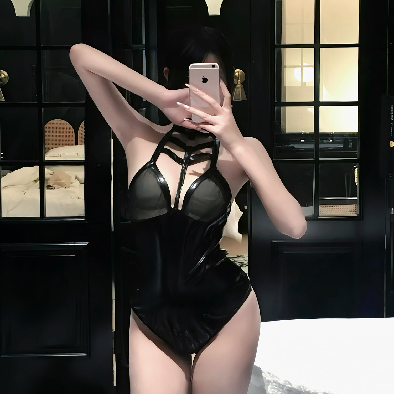 百变女友*黑色系漆皮网纱透视连体衣性感捆绑束缚挂脖紧身套装女