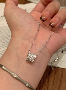 v金材质不掉色镶嵌满钻裙边圆环项链高级感甜美气质简约锁骨链