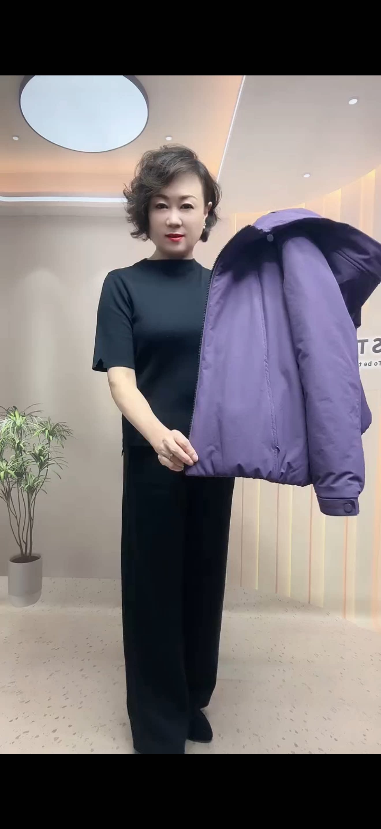 秋冬新款保暖加厚棉衣时尚女洋气大码宽松上衣休闲短款棉服外套