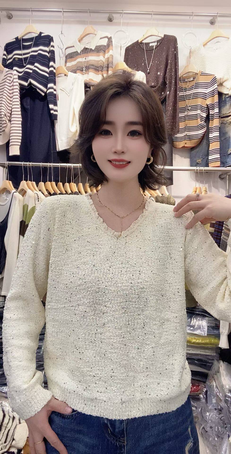 2026秋冬新款保暖时尚亮片针织衫女韩版洋气宽松上衣百搭休闲毛衣