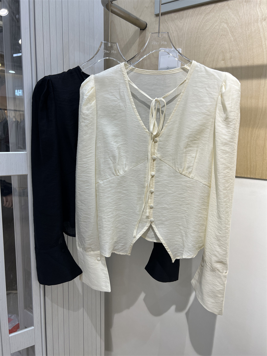 2024秋新款现货韩版显瘦百搭单排扣V领挂脖系带结长袖衬衫女上衣,女装/女士精品,衬衫,淘宝优惠券,粉丝福利购,淘宝优惠卷