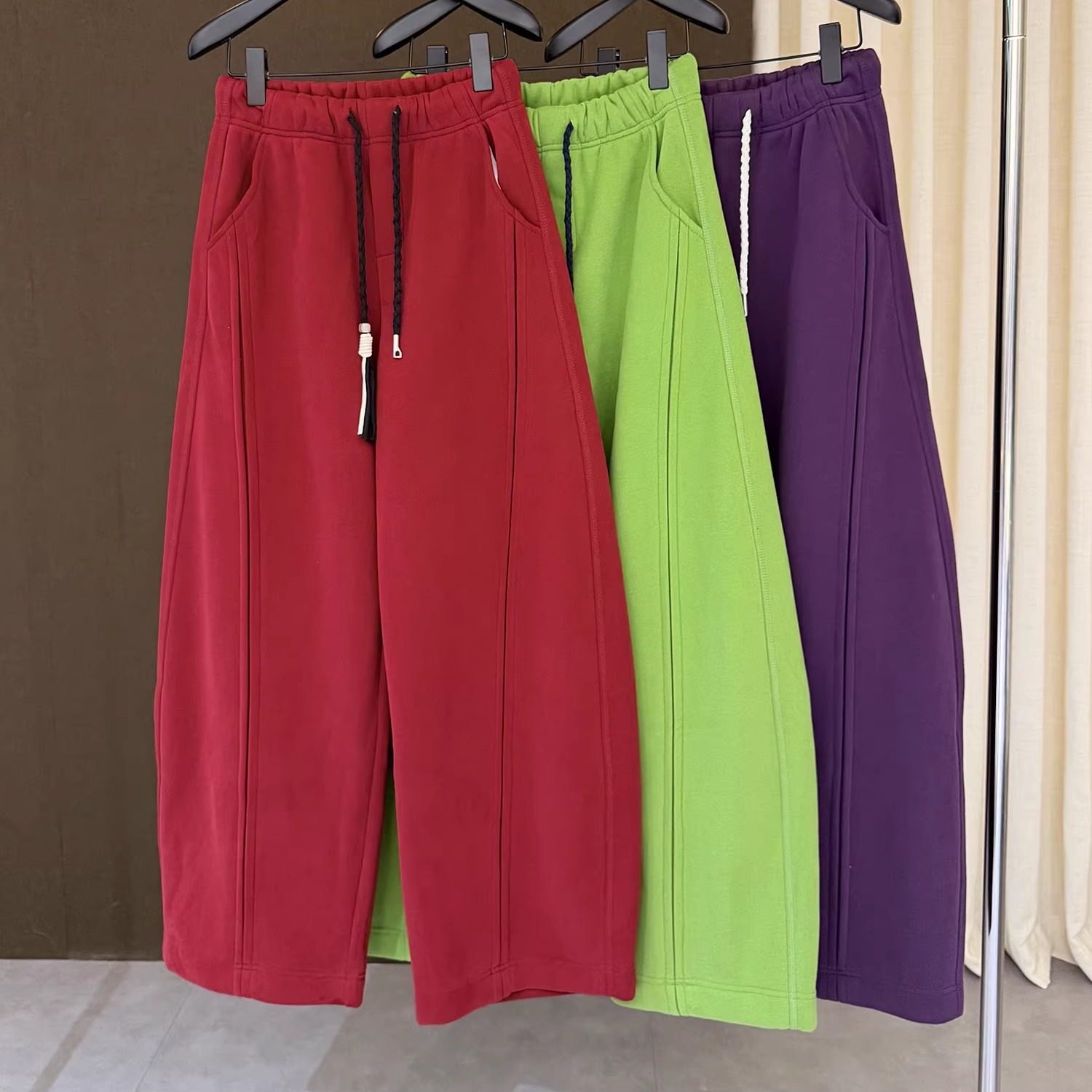 高端欧货冬季新款巨好看的松紧高腰绑带休闲阔腿弯刀裤女加绒卫裤