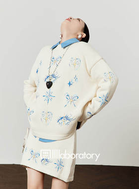 周里物出品「蓝紫星光」白色套装女2026春季新款印花针织俩件套