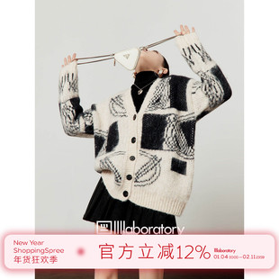 周里物/黑色毛衣女2025年新款V领撞色通勤风宽松拉绒软糯针织外套