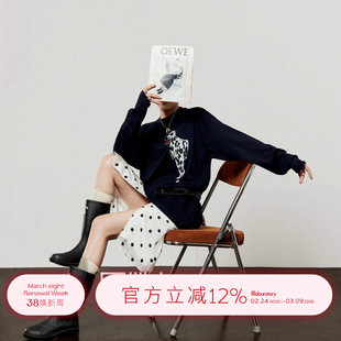 周里物出品「斑点小狗」蓝色T恤女2026春季新款印花圆领宽松上衣