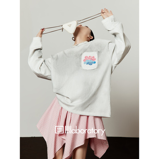 宽松百搭潮流白色长袖 周里物「粉蓝情书」印花T恤女2026新款 春季