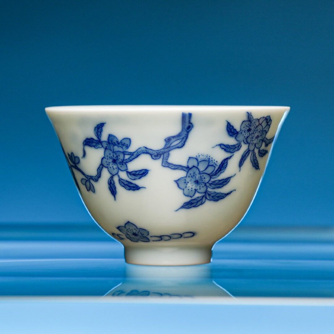 见山烧桃枝嬉鸭图杯青花手绘茶杯品茗杯陶瓷功夫茶具主人茶杯茶盏