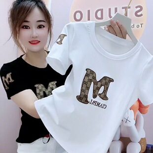 正肩纯棉短袖T恤女2026夏季新款时尚字母M刺绣圆领设计感小众上衣
