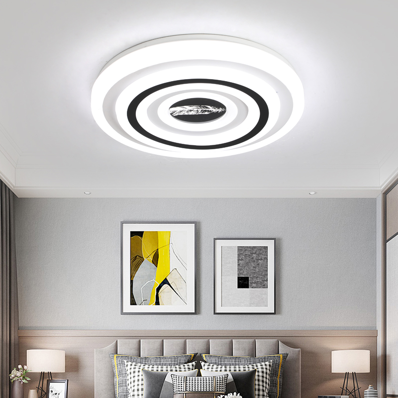 简约现代超薄铸衡铁艺吸顶灯