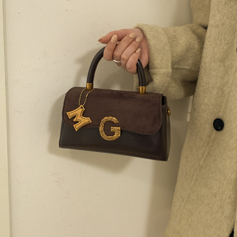 复古手提包包女式2026新款小众轻奢上班通勤高级感单肩斜挎小方包,箱包皮具/热销女包/男包,小方包,淘宝优惠券,粉丝福利购,淘宝优惠卷