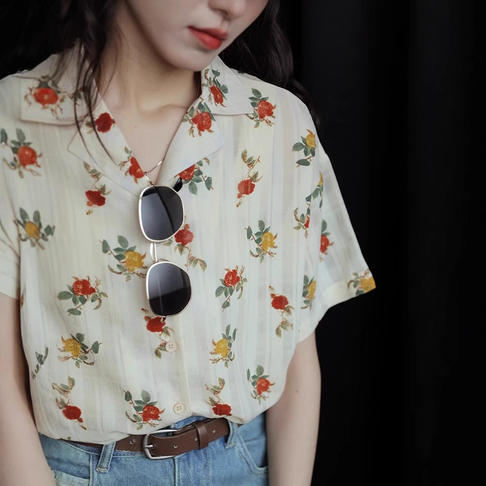 杏色玫瑰花气质翻领简约复古港风设计感短袖衬衫女夏季显瘦上衣服