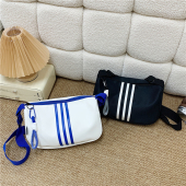 儿童斜挎包男童单肩包包潮酷帅气男孩运动胸包时尚 百搭中大童背包