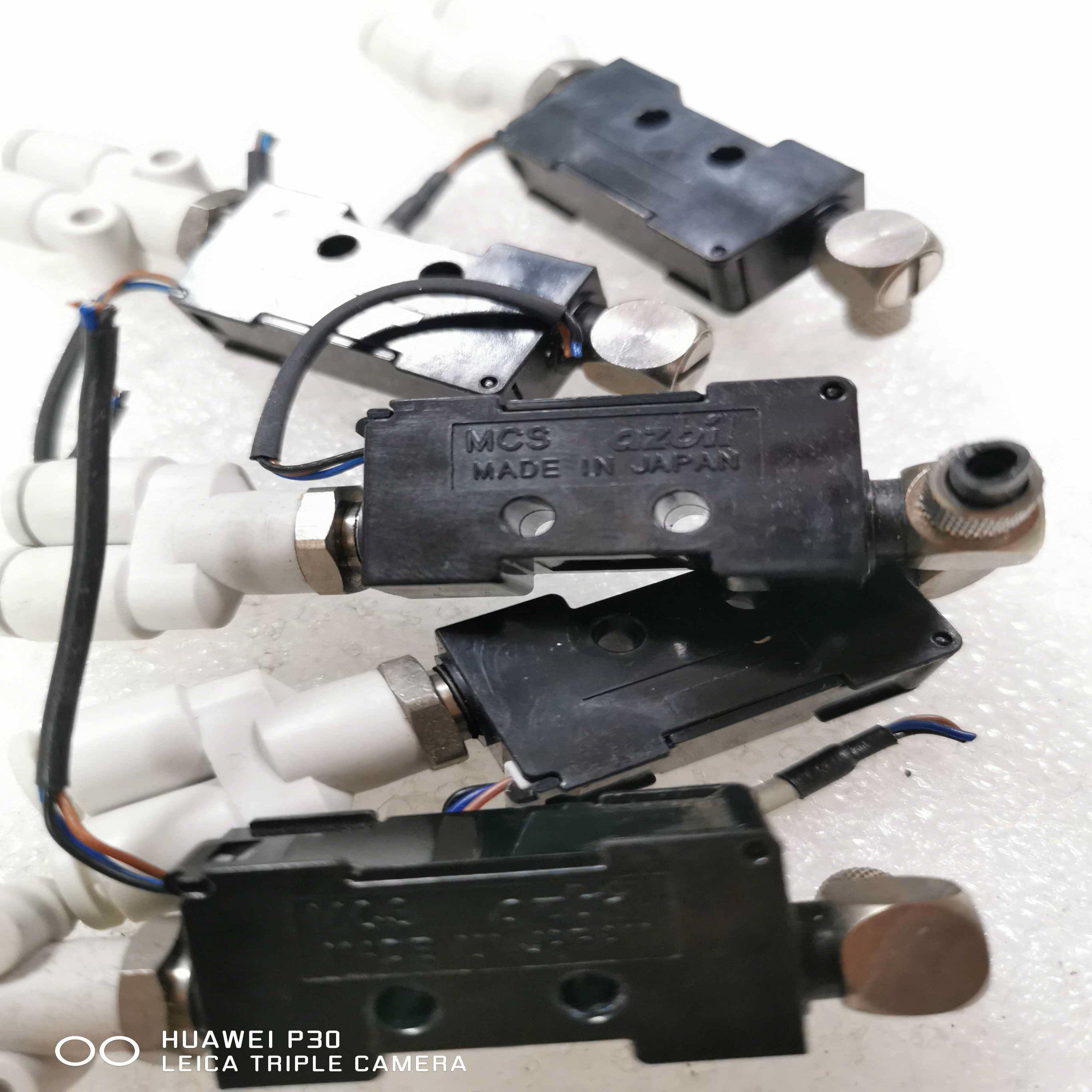 配件日本azbil山武流量计MCS100A112 量程0-05Lmin包好包邮议价