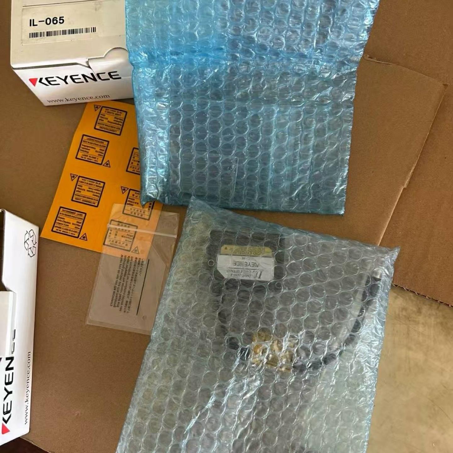 配件GT2-71CN GT2-71D GT2-71MCN 基恩士传感器现货包邮议价