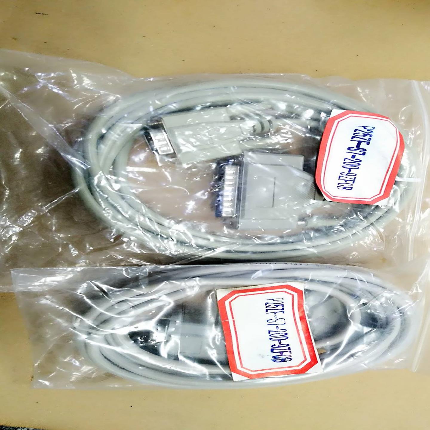 配件全新P25ZF-S7-200-9ZFCB数据线 25针转9针母对母XM2S-09议价