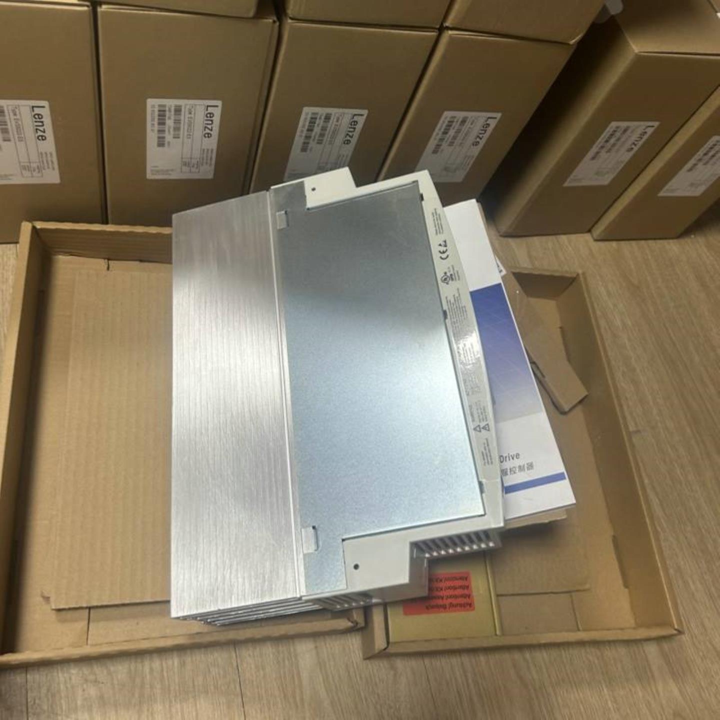 配件E82MV152-4B160 EVS9322-ESV004 伦次变频器库存现货议价