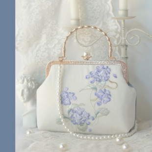 神隐手作原创国风蓝白色绣球刺绣汉服包包旗袍手提包口金包大容量