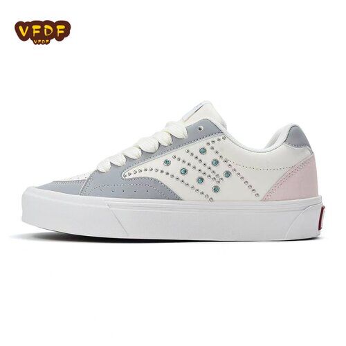 VFDF 铆钉镶钻轻盈舒适时尚个性潮流百搭低帮女款板鞋白蓝粉
