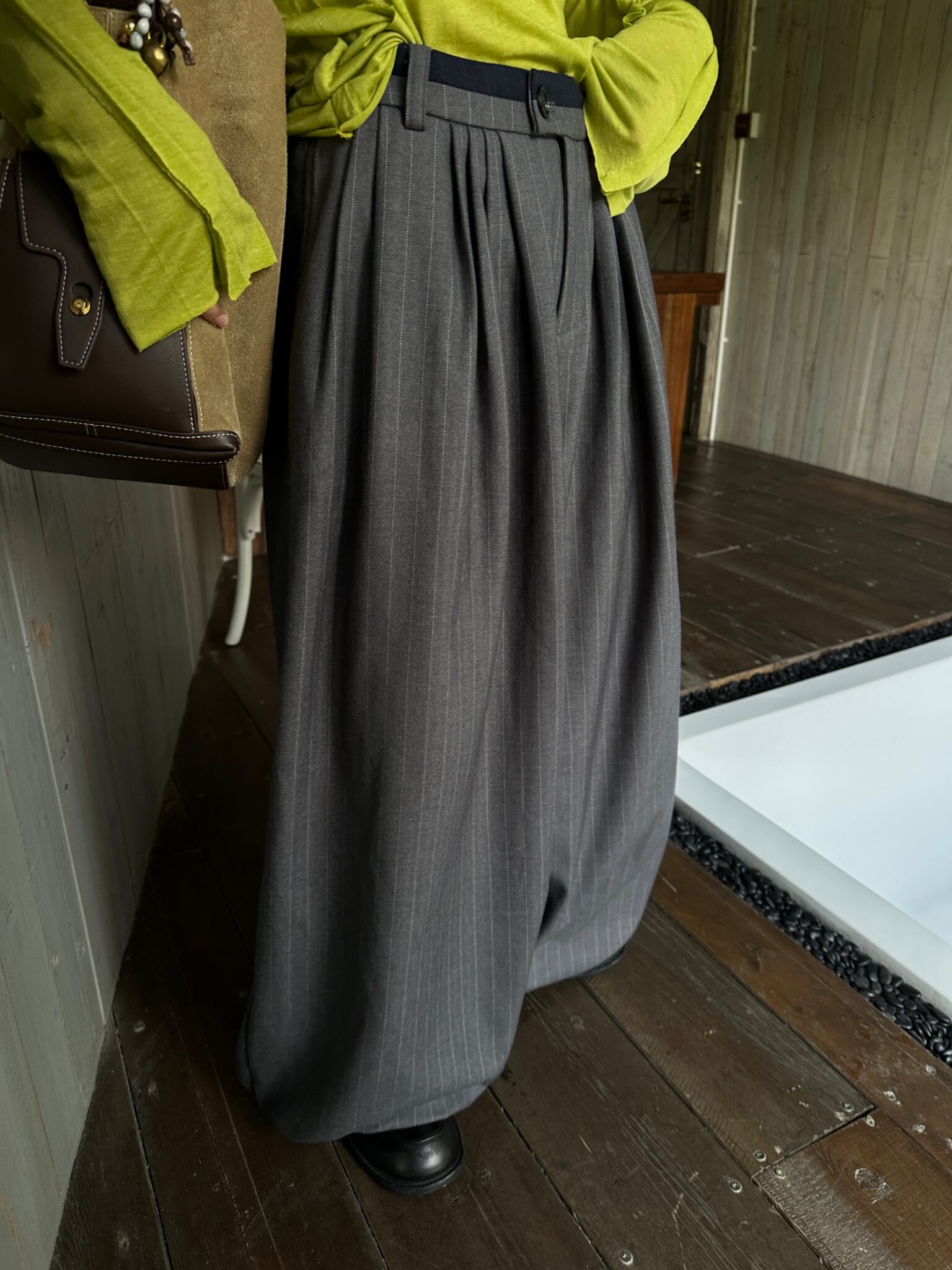 Fleece Lined Wide Leg Pants for Warmth & Vintage Style - Taobao product photo 3