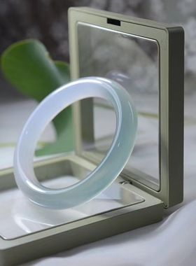 远山黛10mm 圆条 玉髓半山半水 胖圆条手镯 油青镯子翡翠色手镯