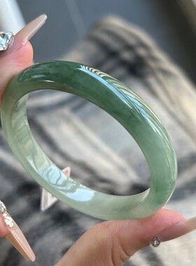 批发直销天然缅甸翡翠手镯冰种油青飘花半山水翡翠玉手镯正圈女款