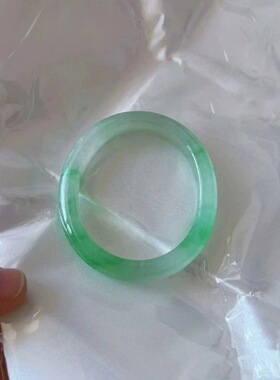 高冰种飘花翡翠手镯缅甸天然正品a货飘绿花正圈贵妃翡翠玉镯子女