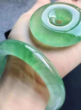 缅甸天然冰糯种飘花老坑翡翠手镯少女款高冰种飘花翡翠玉手镯正圈