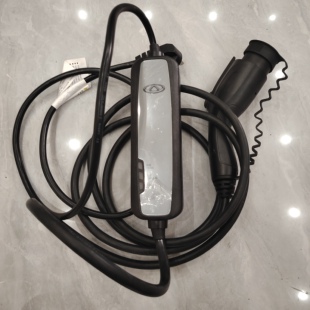 奇瑞小蚂蚁随车充冰淇淋新能源EQ艾瑞泽7E瑞虎充电枪中航光电原装