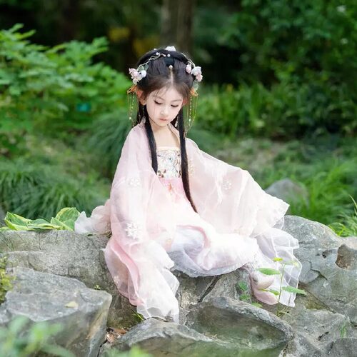 甄选品质店铺2026超火女宝汉服