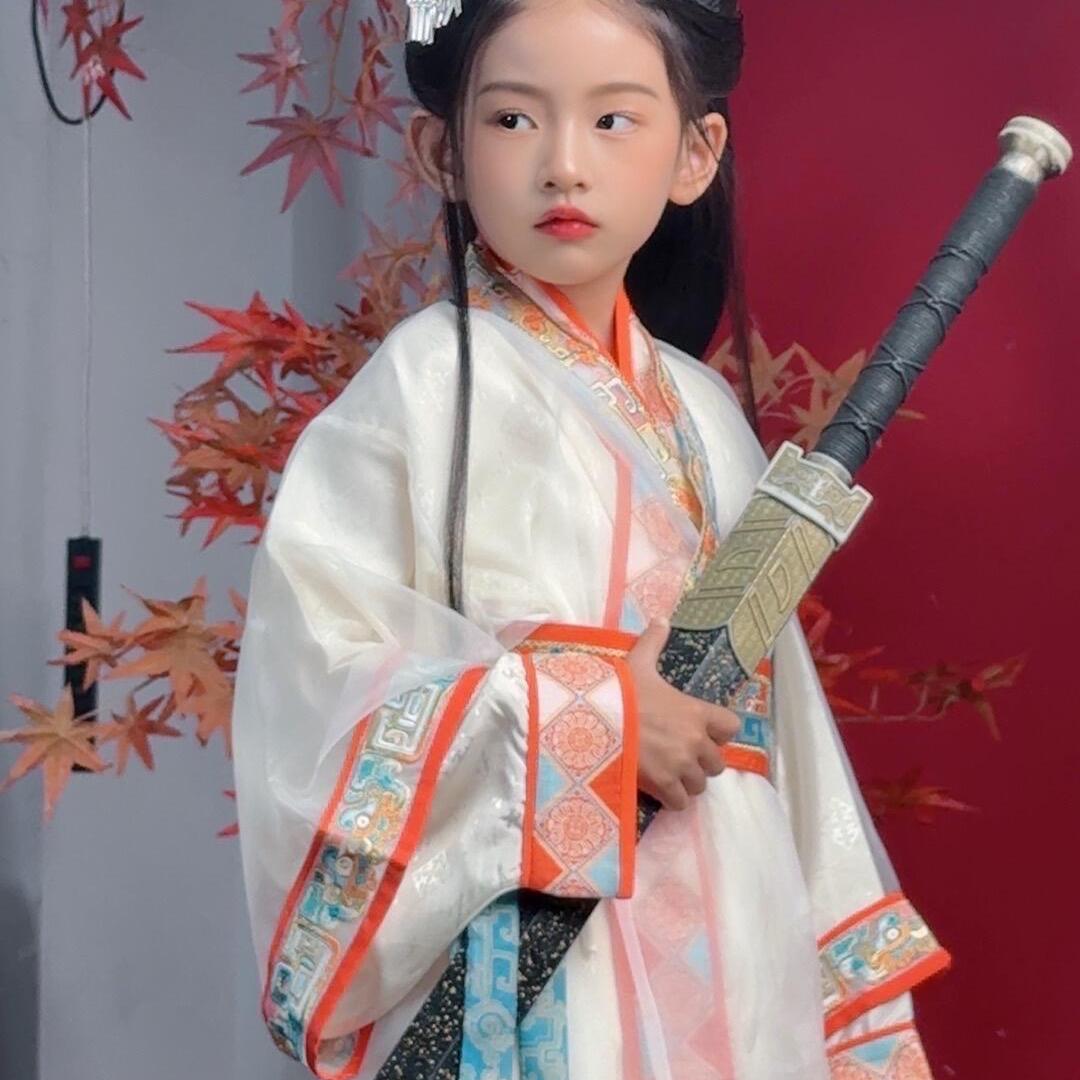 高级感儿童战国袍女童汉服绝美演出服白色薄纱仙气重工魏晋南北朝
