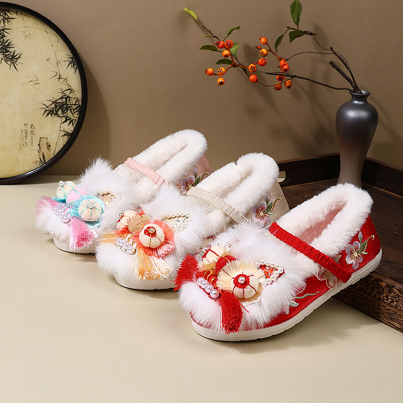 秋冬季加绒女童汉服绣花鞋纯手工虎头鞋公主鞋古装加厚唐装拜年