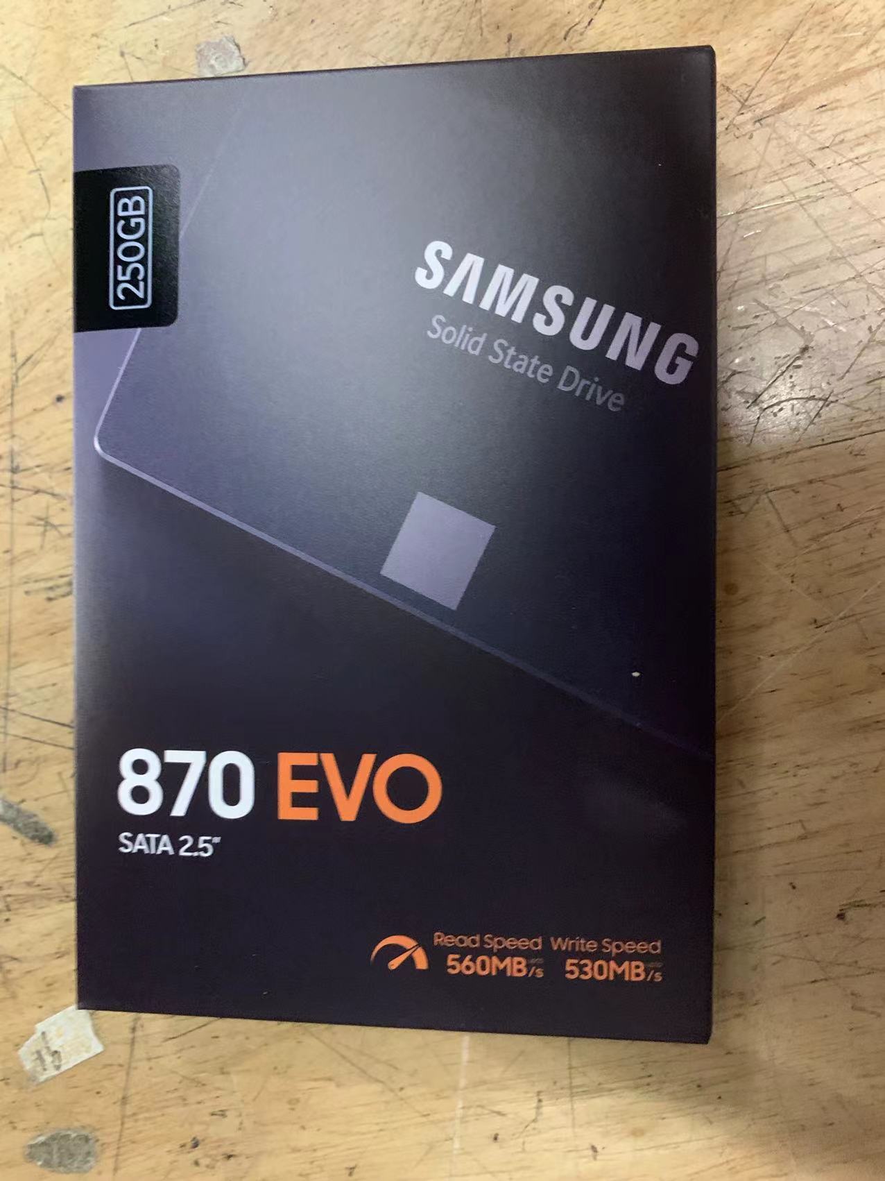 三星2.5寸250GSATA3.0固态硬盘