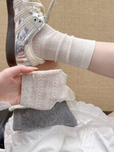 春夏薄款袜子女中筒纯棉袜日系复古暗纹堆堆袜韩系简约风透气袜子