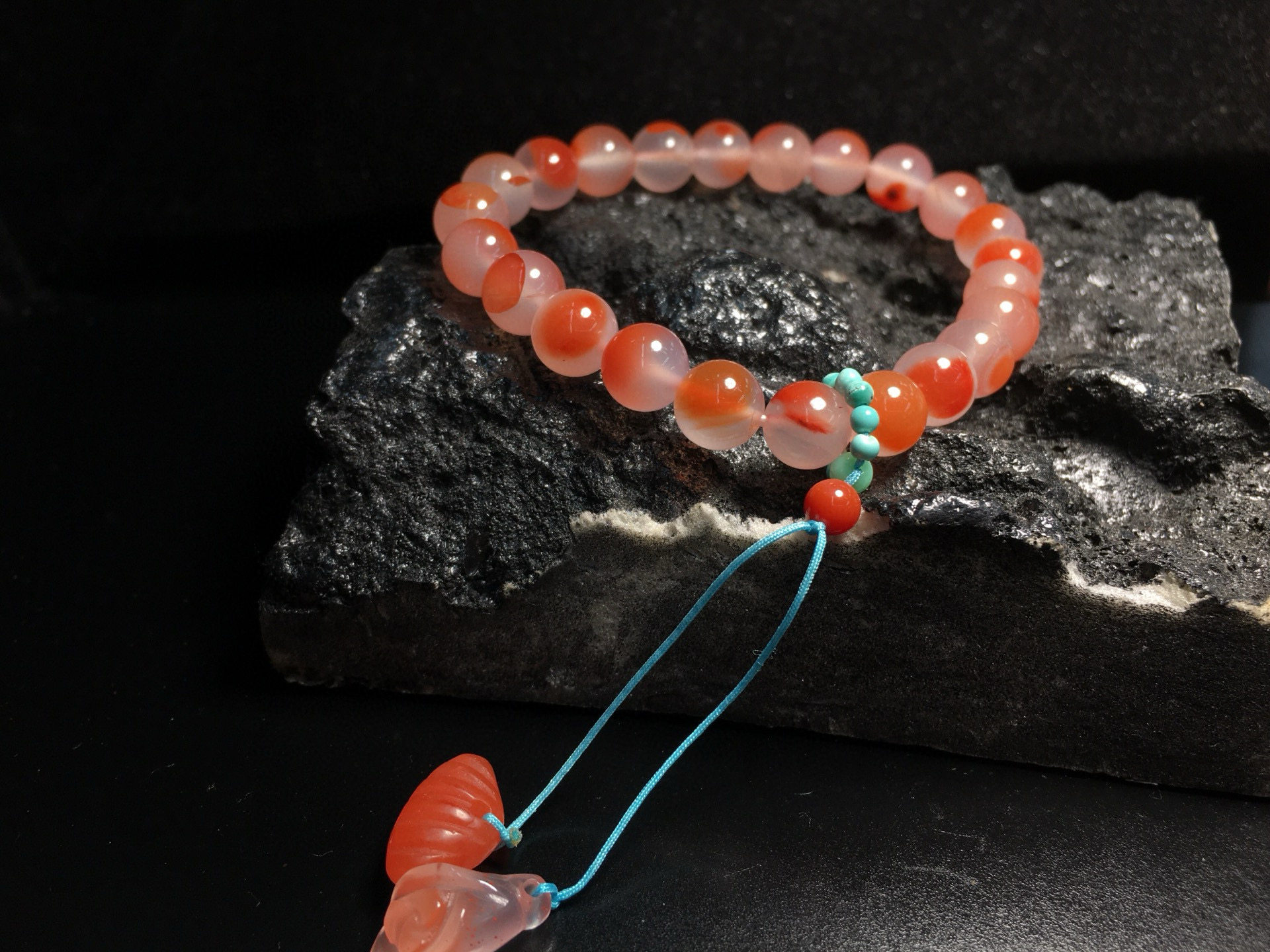 8mm天然南红玛瑙手链女款手串甜美粉嫩系手串特色冰飘鸿运当头