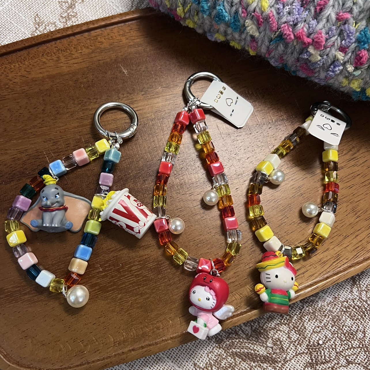 日韩手工自制水晶彩色网红串珠Kitty猫飞象卡通手机链包挂钥匙扣