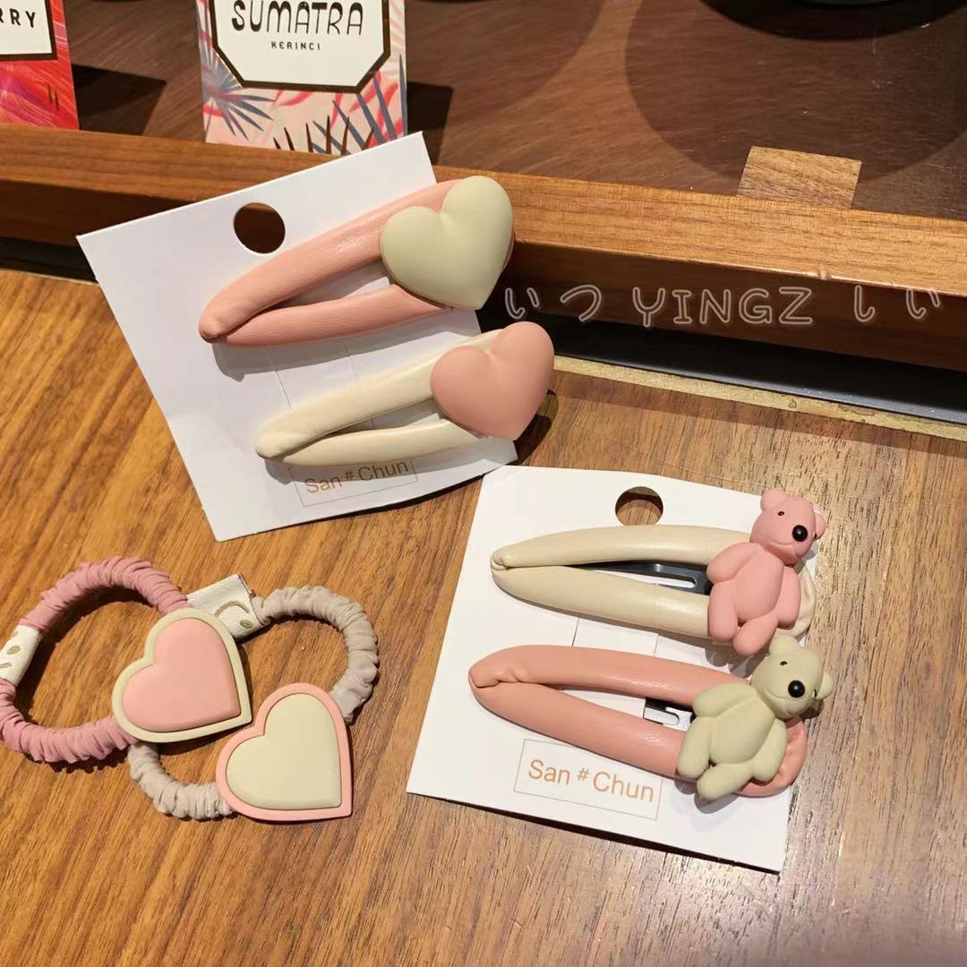 粉色系小熊少女三角水滴侧面bb夹
